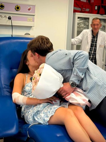 Стала доноркою та сказала омріяне “так”: як перша донація перетворилася на освідчення в НДСЛ “Охматдит” - малюнок 2